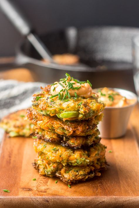 Crispy on the outside, tender and flavorful on the inside! These vegetable fritters take minutes to make and are perfect for snacking. Serve them with smoky chipotle mayo that's good enough to eat from a spoon! An indulgent vegan appetizer or snack that everyone will love. #fritters #veganrecipes #appetizer Vegetable Fritters, Veggie Fritters, Vegan Appetizer, Chipotle Mayo, Easy Vegetable, Fritter Recipes, Vegan Appetizers, Vegan Lunch, Veg Recipes