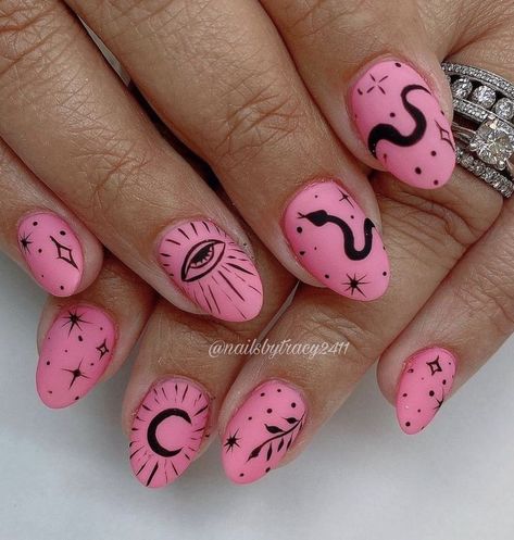 Simple Snake Nails, Witchy Valentines Nails, Pink Witch Nails, Girly Goth Nails, Pink Witchy Nails, Witch Nails Short, Halloween Nails Simple Short, Snake Nails Designs, Nail Art Moon