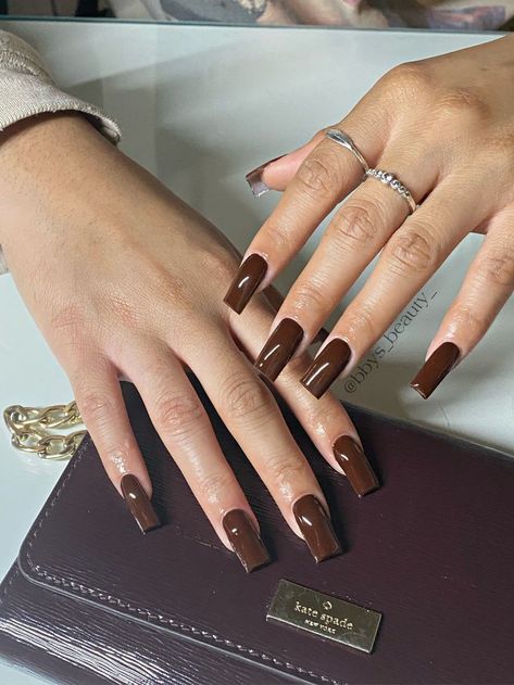 Mocha Brown Nails Acrylic, Dark Brown Coffin Acrylic Nails, Medium Square Nails Fall, Chocolate Brown French Tip Nails, Medium Square Acrylic Nails Fall, Fall Nails 2023 Square, Solid Brown Nails, Brown Tapered Square Nails, Medium Brown Nails