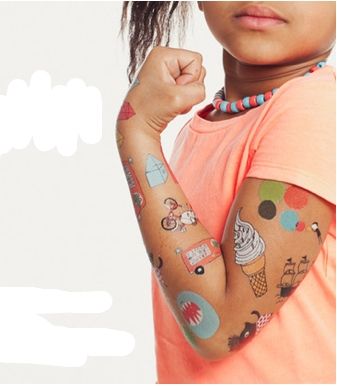 We can hardly believe it’s been two years since we first told you about the launch of the hippest, best-looking temporary tattoos ever made.... Kids Temporary Tattoos, Tattoo Ideas For Moms, Tattoo Birthday, Non Permanent Tattoo, Trendy Tattoo Ideas, Tattoo Kids, Kids Tattoo, Es Der Clown, White Ink Tattoo