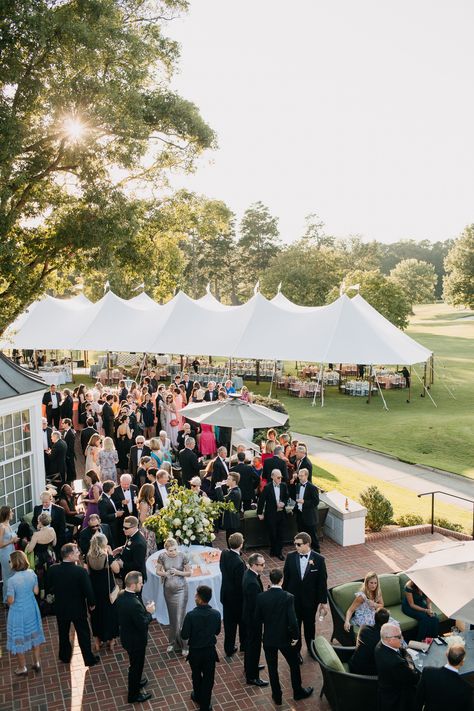 Country Club Wedding Reception, Garden Chic Wedding, Stunning Wedding Venues, Golf Course Wedding, Wedding Budget, Real Weddings Photos, Garden Party Wedding, Tent Wedding, Country Club Wedding