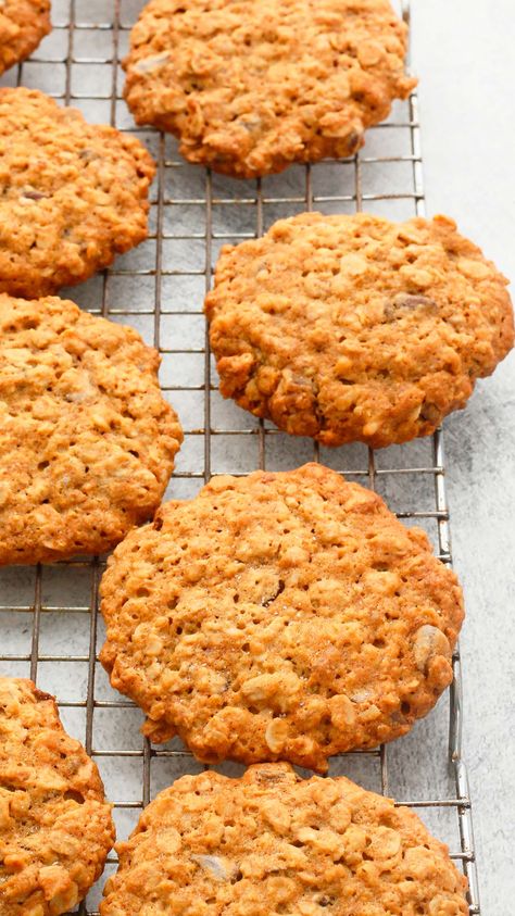 No Egg Oatmeal Cookies, Oatmeal Cookies Eggless, Oatmeal Cookies Without Eggs, Oatmeal Cookies No Eggs, Eggless Oatmeal Cookies, Oatmeal Cookies With Chocolate Chips, Eggless Cookie Recipes, Cookies With Chocolate Chips, Egg Free Cookies