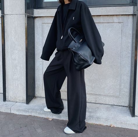 Ysl Jacket, Black Outfit Winter, Indie Dark, Hermes Birkin Bag, Minimal Chic Style, Outfit Minimalist, Everyday Casual Outfits, Thrift Haul, Aime Leon Dore