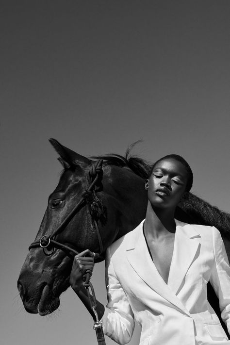 Western Fashion Editorial, Sustainability Campaign, Equestrian Photoshoot, Cowgirl Photoshoot, Horse Photography Poses, Men Fashion Photoshoot, Horse Fashion, Cowgirl And Horse, Horse Aesthetic