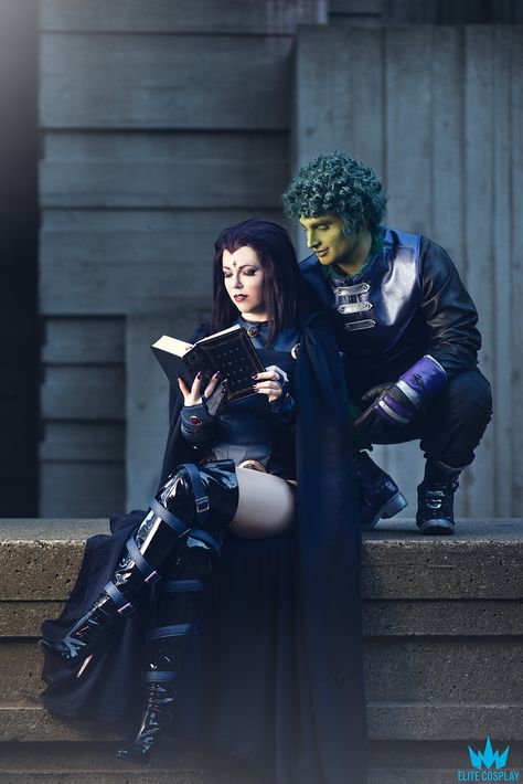 Midsize Cosplay, Beastboy And Raven Halloween Costume, Beastboy And Raven Costume, Raven And Beastboy Titans Costume, Halloween Costumes Teen, Couple Cosplays, Halloween Casal, Raven Halloween Costume, Teen Titans Cosplay