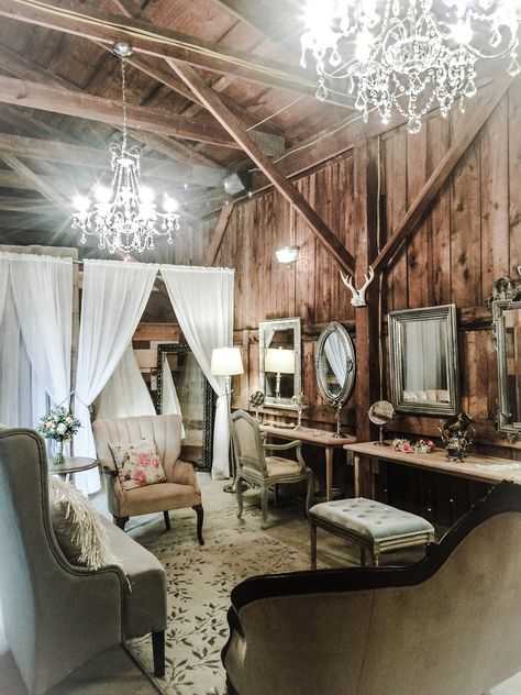 Bridal suite at The Barn at Silver Oaks Estate Bridal Getting Ready Room Decor, Pioneer Wedding, Bride Suite, Bridal Suite Room, Bride Dressing Room, Bridal Suite Decor, Bridal Dressing Room, Wedding Barns, Venue Business