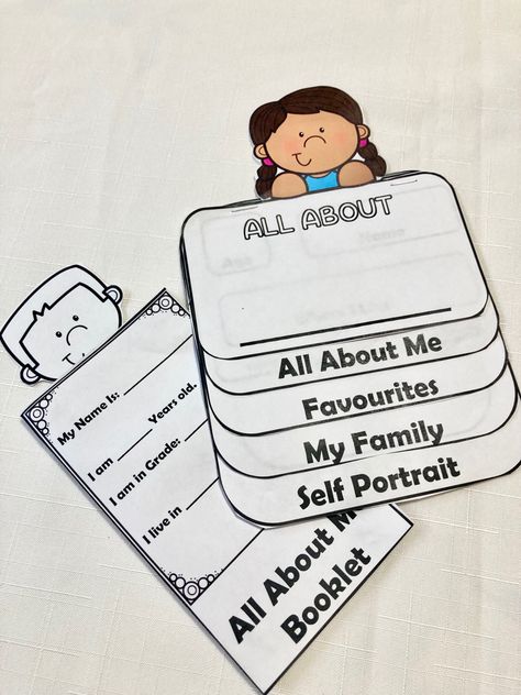 All About Me Lapbook, Booklet Project Ideas, All About Me Kindergarten, All About Me Template Printables Free, All About Me, All About Me Booklet, All About Me Project, All About Me Crafts, Thanksgiving Math Activities