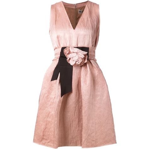 Lanvin flower detail dress ($2,250) ❤ liked on Polyvore featuring dresses, back zipper dress, flower dress, sleeveless flare dress, v neck flare dress and pink sleeveless dress Short Flared Dress, Linen Flower, Flared Dresses, Lanvin Dress, Pink Dress Short, Pink Sleeveless Dress, Zipper Dress, Flared Dress, Dress Flower