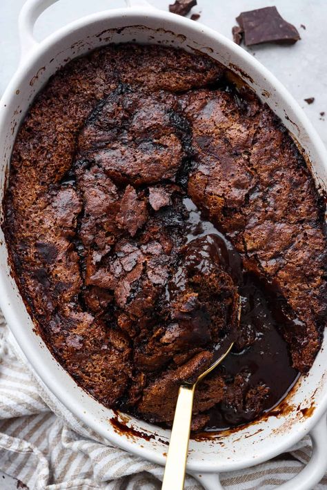 Chocolate Cobbler Chocolate Gooey Cake, Easy Chocolate Cobbler Recipe Cake Mixes, Ree Drummond Chocolate Cobbler, Chocolate Cobbler Recipe Pioneer Woman, Brownie Cobbler, Chocolate Desserts Easy Quick, Soul Food Desserts, Chocolate Cobbler Recipe, Cookie Cobbler