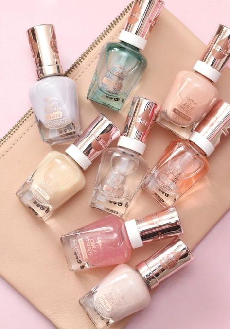 Sally Hansen Gel Nail Polish, Sally Hansen Top Coat, Sally Hansen Color Therapy, Sally Hansen Nail Polish, Nail Primer, Sally Hansen Nails, Makeup And Beauty Blog, Gel Mani, Nails Aesthetic