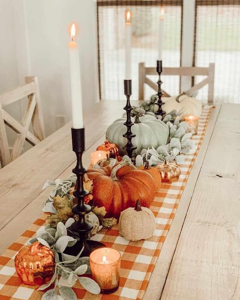 It's Never Too Early for Fall—29 Autumn Centerpiece Ideas to Save for Your Next Party Fall Dining Table Centerpiece, Amish Kitchen, Indoor Fall Decor, Halloween Decorations Apartment, Fall Dining Table, Ribbon Ideas, Scent Perfume, Fall Table Centerpieces, Fall Living Room Decor