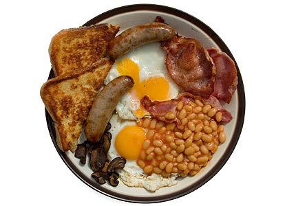 Full English breakfast Proper English Breakfast, Carb Free Bread, British Breakfast, British Cooking, British Dishes, Full English Breakfast, English Breakfast, English Food, Serious Eats