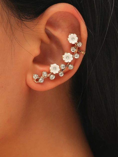 Ear Wrap Cuff, Flower Ear Cuffs, Rhinestone Ear Cuff, Office Jewelry, Formal Jewelry, Flower Ear, Anthropologie Jewelry, Estilo Punk, Ear Cuffs