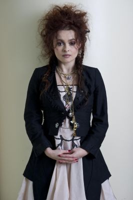 Helena Bonham Carter - I love her, she has slightly mad hair like me, I love her style Helena Carter, Helen Bonham, Marla Singer, Helena Bonham, Bonham Carter, Helena Bonham Carter, Looks Style, Style Icon, Fashion Advice