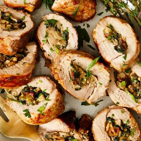 Mushroom, Spinach & Gruyère Stuffed Pork Tenderloin - 5* trending recipes with videos Fireball Shots, Pork Roulade, Stuffed Pork Loin, Baked Pork Tenderloin, Mushroom Spinach, Low Cholesterol Recipes, Stuffed Pork, Pork Loin Recipes, Tenderloin Recipes