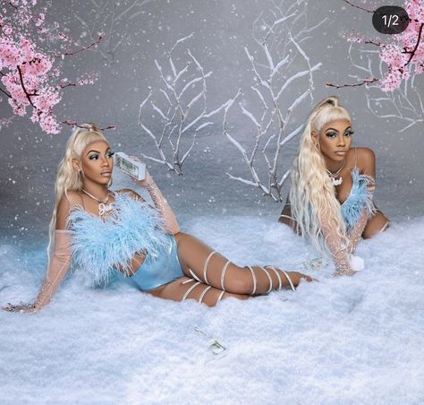 Winter Wonderland Theme Photoshoot, Snow Machine Photo Shoot, Winter Wonderland Photoshoot Black Women, Winter Photoshoot Birthday, Winter Wonderland Birthday Photoshoot, December Birthday Photoshoot Ideas, Winter Theme Photoshoot, Winter Themed Photoshoot, Winter Birthday Photoshoot Women