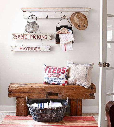 Love the bench made of old barn beams!! Cabin Chic, Barn Wood Projects, Rustic Bench, Cabin Living, Barn Board, Wood Beams, Antique Farmhouse, Barnwood, A Living Room