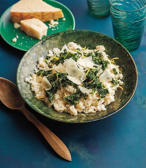 The Perfect Meal for Eating Alone Kale Risotto, Lemon Kale, Healthy Meals For One, Cup Of Jo, Eating Alone, Cooking For One, Cooking Basics, Healthy Dinners, Eat Clean