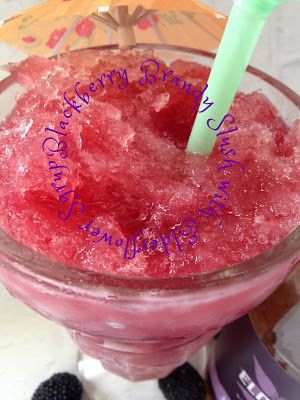 Turnips 2 Tangerines: Blackberry Brandy Slush Blackberry Brandy Slush, Valentine Treats To Make, Slushy Recipes, Adult Slushies, Brandy Slush, Blackberry Brandy, Elderflower Recipes, Brandy Recipe, Elderflower Syrup