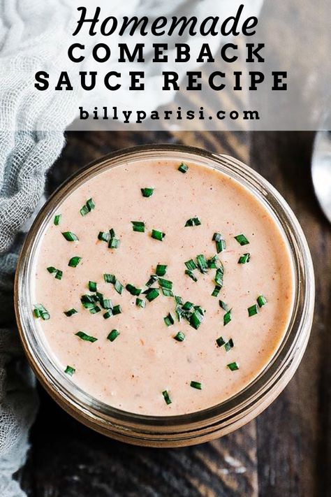 You will absolutely love this delicious comeback sauce recipe that is the perfect dipping sauce, dressing, or spreadable condiment for your sandwich. Sandwich Dressing Recipe, Chicken Sandwich Sauce, Aioli Sauce Recipe, Pizza Dipping Sauce, Comeback Sauce, Aioli Sauce, Aioli Recipe, Mayonnaise Recipe, Homemade Sauce Recipes