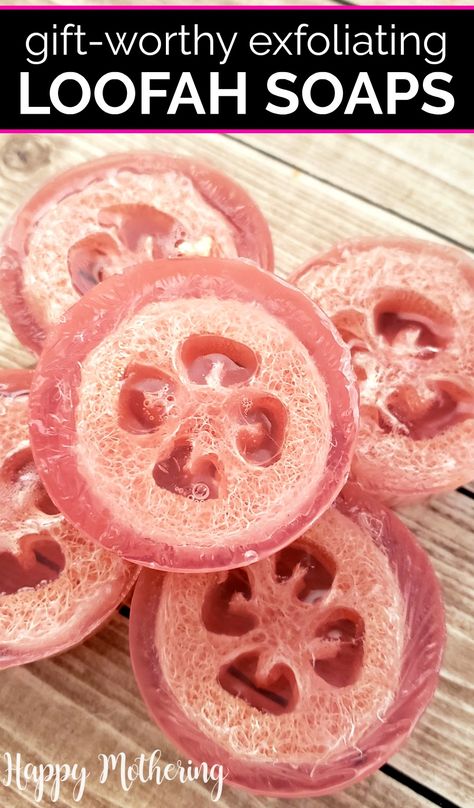 Loofah Soap Diy, Savon Diy, Diy Soap Recipe, Săpunuri Handmade, Handmade Soap Recipes, Melt And Pour Soap, Soap Making Recipes, Loofah Soap, Body Creams