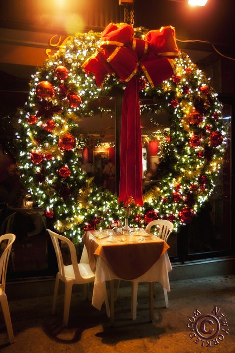 Who said a wreath should be small? This Christmas wreath is perfect for some restaurant or for a patio. Giant Christmas Wreath, Outdoor Christmas Wreaths, Large Christmas Wreath, Xmas Wreaths, Noel Christmas, Merry Little Christmas, Christmas Deco, Christmas Joy, Christmas Inspiration