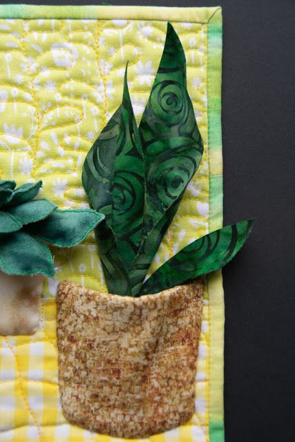 Quilt Art by Olena Pugachova: Blogger's Quilt Festival - Succulent Sampler Succulent Quilt, Plant Quilt, Analogous Color Scheme, Row Quilt, Quilt Art, Applique Quilting, Quilt Festival, Bright Background, Animal Quilts