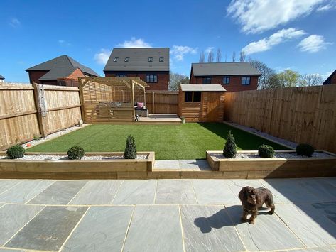 New Build Garden Ideas, Garden Ideas Uk, Small Garden Landscape, Modern Backyard Landscaping, Back Garden Design, Garden Paving, Backyard Remodel, Patio Garden Design, Garden Makeover