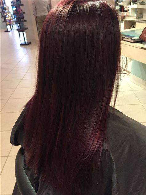 Violet Red Hair, Red Violet Color, Burgundy Red Hair, Red Violet Hair, Deep Red Hair, Wine Hair Color, Red Hair Inspiration, Wine Red Hair, Wine Hair