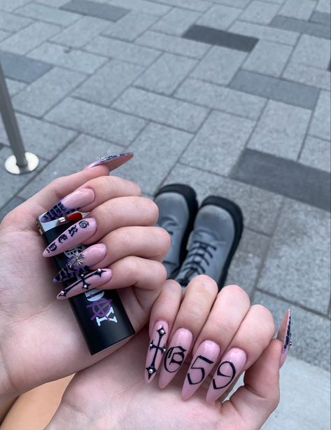 acrylic nails with “g59” design and crosses Xavier Wulf Nails, Name Nails Acrylic, Long Grunge Nails, G59 Nails Simple, Grey59 Nails, Sb Nail Ideas, Grey 59 Nails, G59 Nails Acrylic, 555 Nails