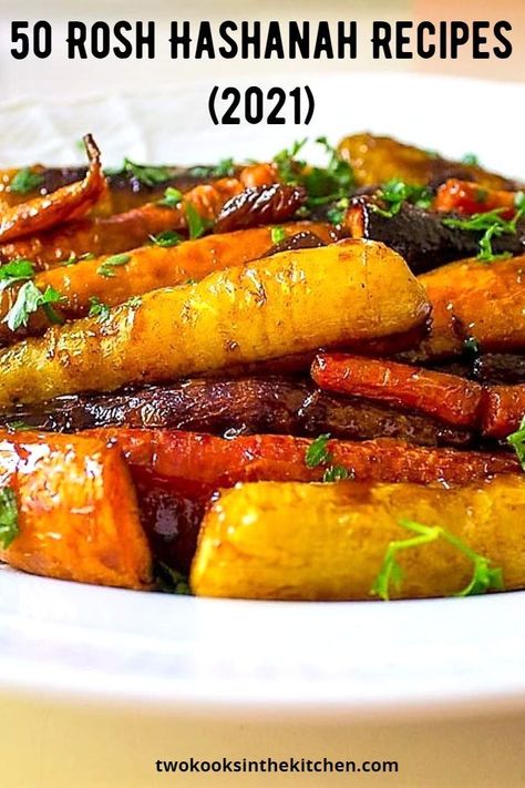 Carrot Tzimmes Recipe, Tzimmes Recipe, Holiday Cooking Thanksgiving, Roasted Glazed Carrots, Rosh Hashanah Menu, Holiday Cooking Christmas, Glazed Carrot, Rosh Hashana Recipes, Rosh Hashanah Recipes