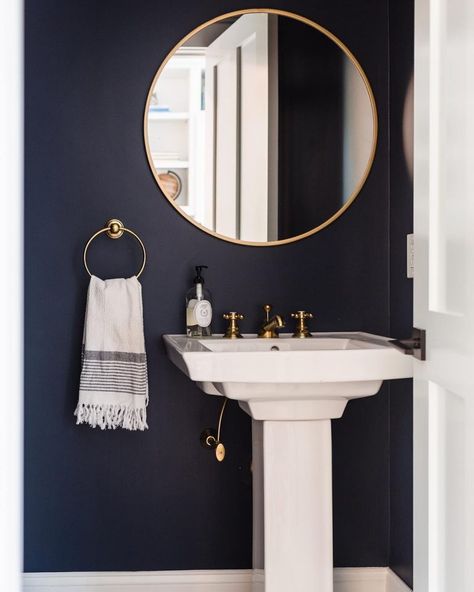 Benjamin Moore Hale Navy Paint Color Ideas - Interiors By Color Hale Navy Bathroom, Navy Powder Room, Hale Navy Paint, Benjamin Moore Hale Navy, Blue Powder Rooms, Navy Paint Colors, Hale Navy Benjamin Moore, Wallpaper Powder Room, Small Bathroom Paint