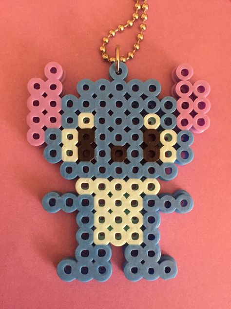 Hama Beads Disney, Stitch Necklace, Melt Beads Patterns, Hamma Beads Ideas, Easy Perler Bead Patterns, Bead Creations, Melty Bead Patterns, Pixel Beads, Pearl Beads Pattern