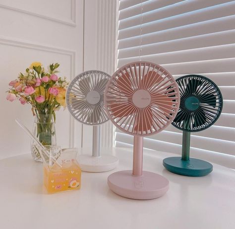 Casing Iphone, Portable Fan, Apartment Interior Design, Apartment Interior, Table Fan, Life Hacks, Gadgets, Home Appliances, Pie