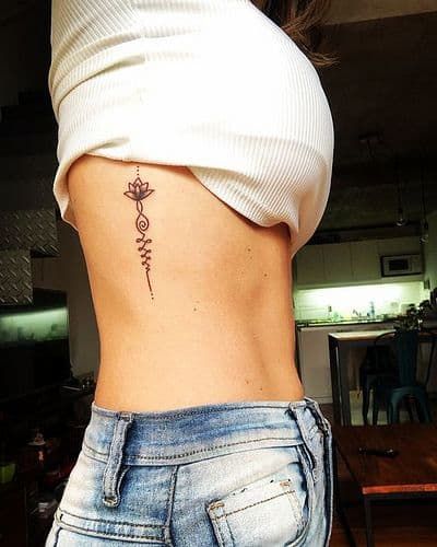 Top 104 Best Unalome Tattoo Ideas - [2020 Inspiration Guide] Lotusblume Tattoo, Minimalist Tattoo Meaning, Rib Tattoos For Women, Hamsa Tattoo, Unalome Tattoo, Inspiration Tattoos, Small Meaningful Tattoos, Парные Тату, Disney Tattoo