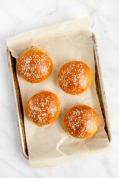 Once you try these homemade easy small batch hamburger buns you'll never want store bought again! And yes, they are really really easy!!! #baking #buns #hamburgerbuns #smallbatch via @thebeaderchef Homemade Burger Buns Small Batch, Sweet Hamburger Buns, Homemade Hamburger Buns Small Batch, Small Batch Buns Recipe, Small Batch Burger Buns, Easy Burger Buns Recipe, Small Batch Hamburger Bun Recipe, Easy Hamburger Bun Recipe, Small Batch Hamburger Buns