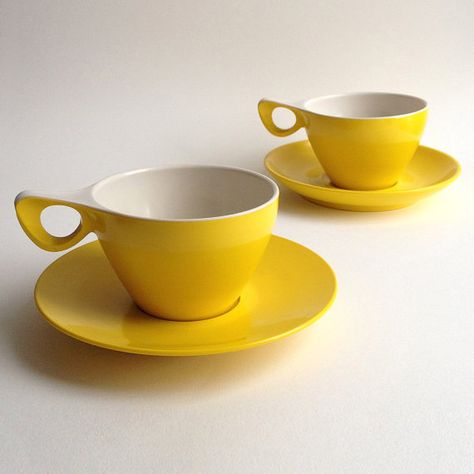 Yellow Tea Cups, Tea And Cake, Bright Sunshine, Yellow Cups, Yellow Tea, Cuppa Tea, Pretty Cups, Sunshine Yellow, My Cup Of Tea