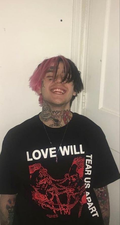 Lil Peep Photos, Love Will Tear Us Apart, Lil Peep Hellboy, Goth Boy, Little Bo Peep, Baby Must Haves, Style Japonais, Tumblr Fashion, Lil Wayne