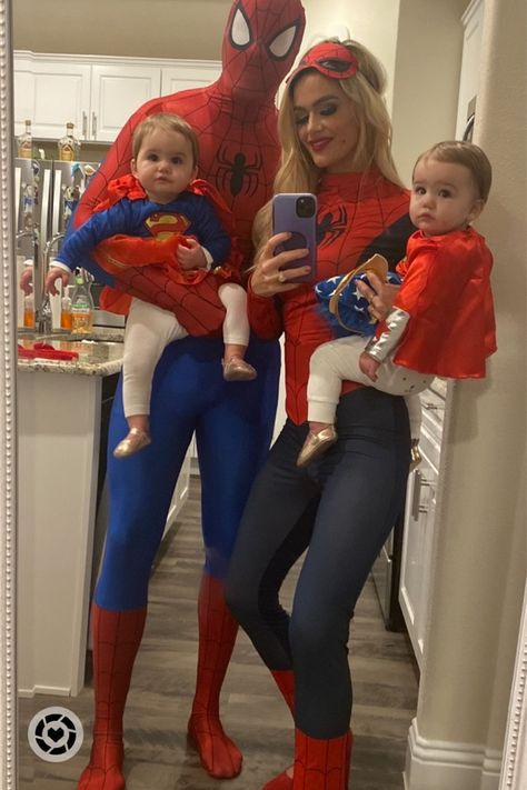 Super Hero Family Halloween Costumes, Superhero Family Halloween Costumes, Spider Man Family Halloween Costumes, Family Marvel Costumes, Family Spiderman Costumes, Spiderman Family Costumes, Family Superhero Costumes, Family Halloween Costumes For 4, Superhero Family Costumes