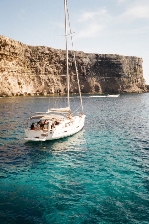 Sailing In The Mediterranean, Mediterranean Boat Aesthetic, Mediterranean Sea Aesthetic, Sailboat Mediterranean, Sailing Mediterranean, Mediterranean Sailing, Greek Ocean, Class Drawing, Mediterranean Ocean