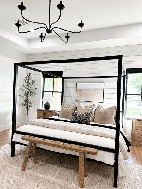 Tray Ceiling Bedroom, Black Canopy Bed, Industrial Bedroom Design, Metal Canopy Bed, Canopy Bedroom, Master Room, Metal Canopy, Christmas Bedroom, Canopy Bed