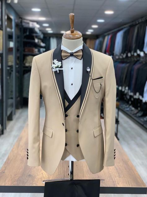 Shawl Lapel Tuxedo, Costume Beige, Tuxedo Colors, Slim Fit Suit Men, Pants Gift, Beige Suits, Slim Fit Tuxedo, Dress Suits For Men, Designer Suits For Men