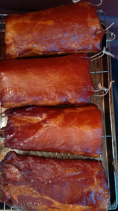 Buckboard Bacon Recipe, Canadian Bacon Recipes, Deli Meat Recipes, Smoked Bacon Recipes, Curing Bacon, Making Bacon, Meat Curing, Cured Meat Recipes, Sausage Making Recipes