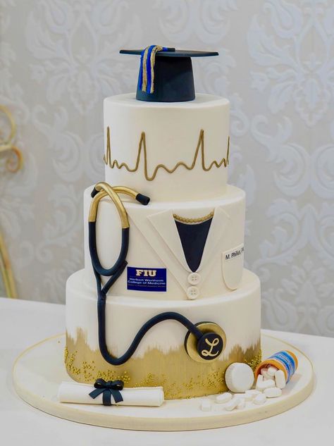 Cake For Doctor Graduation, Book Cakes Graduation, Medical Doctor Graduation Cake, Medical Birthday Cake, Graduation Party Ideas Doctor, Occupational Therapy Graduation Party Ideas, Medicine Cake Design, Graduation Party Doctor, Dr Graduation Cake