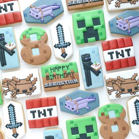 Game On Cookies, Minecraft Cookies Royal Icing, Minecraft Cookies Decorated, Minecraft Sweets, Roblox Cookies, Minecraft Birthday Decorations, Sweets Decoration, Boys 8th Birthday, Lego Cookies