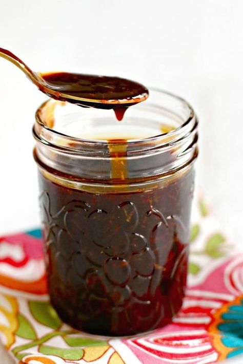 Vegan Teriyaki Sauce is sweet and savory and easy to make with simple ingredients. This version is gluten-free and oil-free. It's delicious on tofu, rice bowls, noodles, and veggie burgers. #teriyaki #sauce #vegan #glutenfree #oilfree via @VeggiesSave Vegan Teriyaki Sauce, Vegan Teriyaki, Tofu Rice, Cooking Vegan, Vegan Dressing, Plant Party, Belly Basket, Vegan Asian, Homemade Noodles