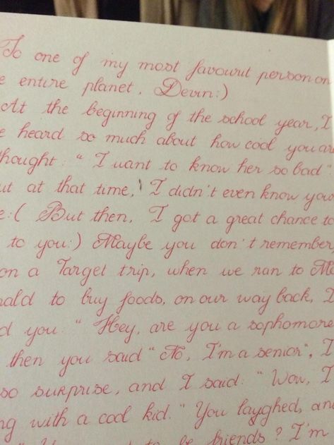 This is some of the most beautiful handwriting I've ever seen. The girl at my school writes like this for everything, too. How To Have Pretty Handwriting, Joined Handwriting, Most Beautiful Handwriting, Classic Handwriting, Beautiful Penmanship, Cute Handwriting, Handwriting Examples, Pretty Handwriting, Perfect Handwriting