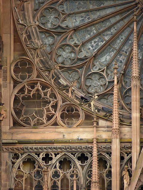 Strasbourg Cathedral, Gothic Windows, Gothic Cathedrals, Cathedral Architecture, Church Windows, Gothic Design, Baroque Architecture, Church Architecture, Gothic Architecture