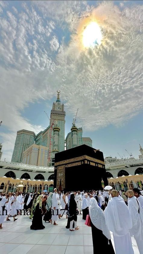 Madina Sharif Beautiful Pic, Masjidil Haram, Islamic Photo, Disney Movie Art, Jumma Mubarak Beautiful Images, Mercedes Wallpaper, Dj Images Hd, Best Nature Images, Islamic Wallpaper Hd