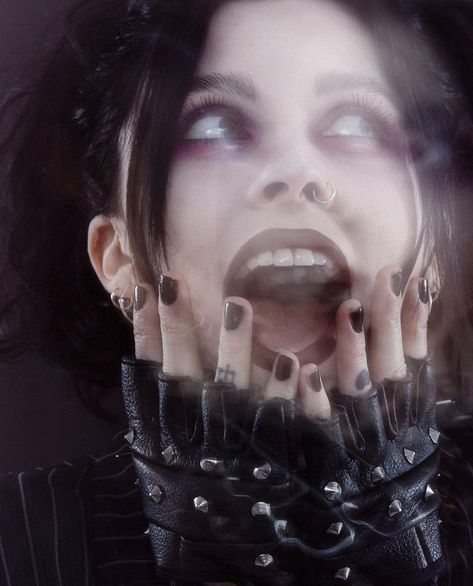 Heather Baron Gracie, Pale Waves, Diy Magazine, Magazine, Nails, Black